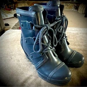 Sorel navy rain wedge boot